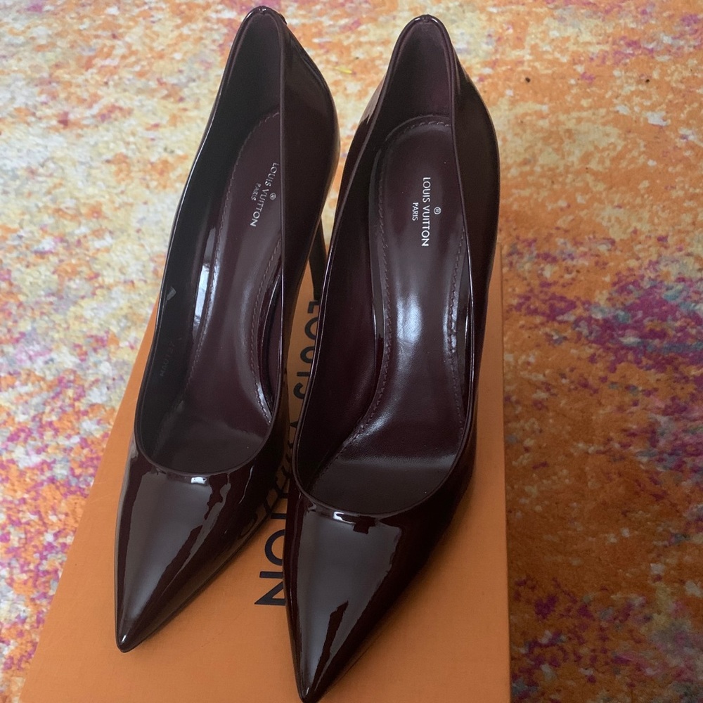 Louis Vuitton Pumps - Picture 2 of 7